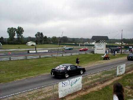 Lapeer Dragway - Racing (newer photo)